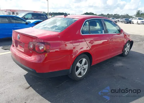 2008 Volkswagen Jetta Se/Sel z USA, uszkodzony, nr VIN 3VWRZ71K38M082799
